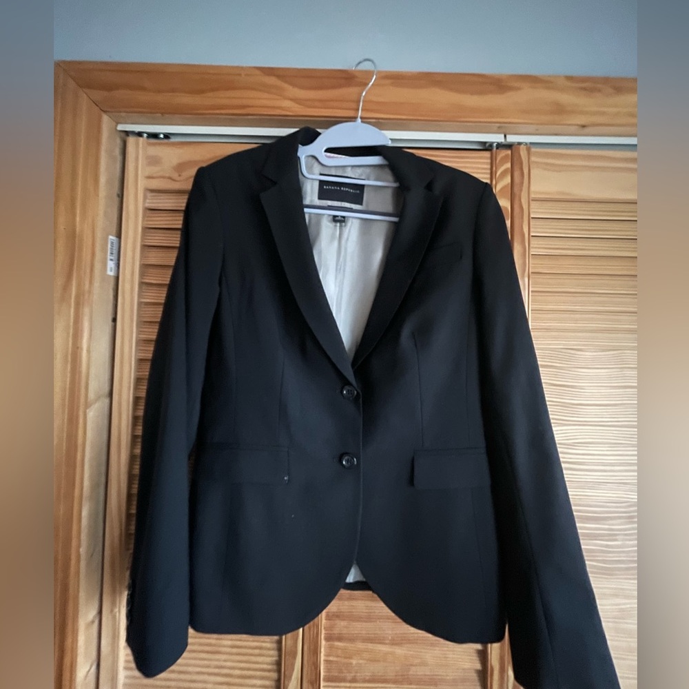 Banana Republic black 2 button suit coat